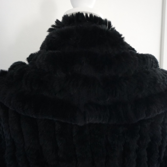 Neiman Marcus Cashmere & Rabbit Fur Black Open Swing Cape Jacket - Picture 7 of 10